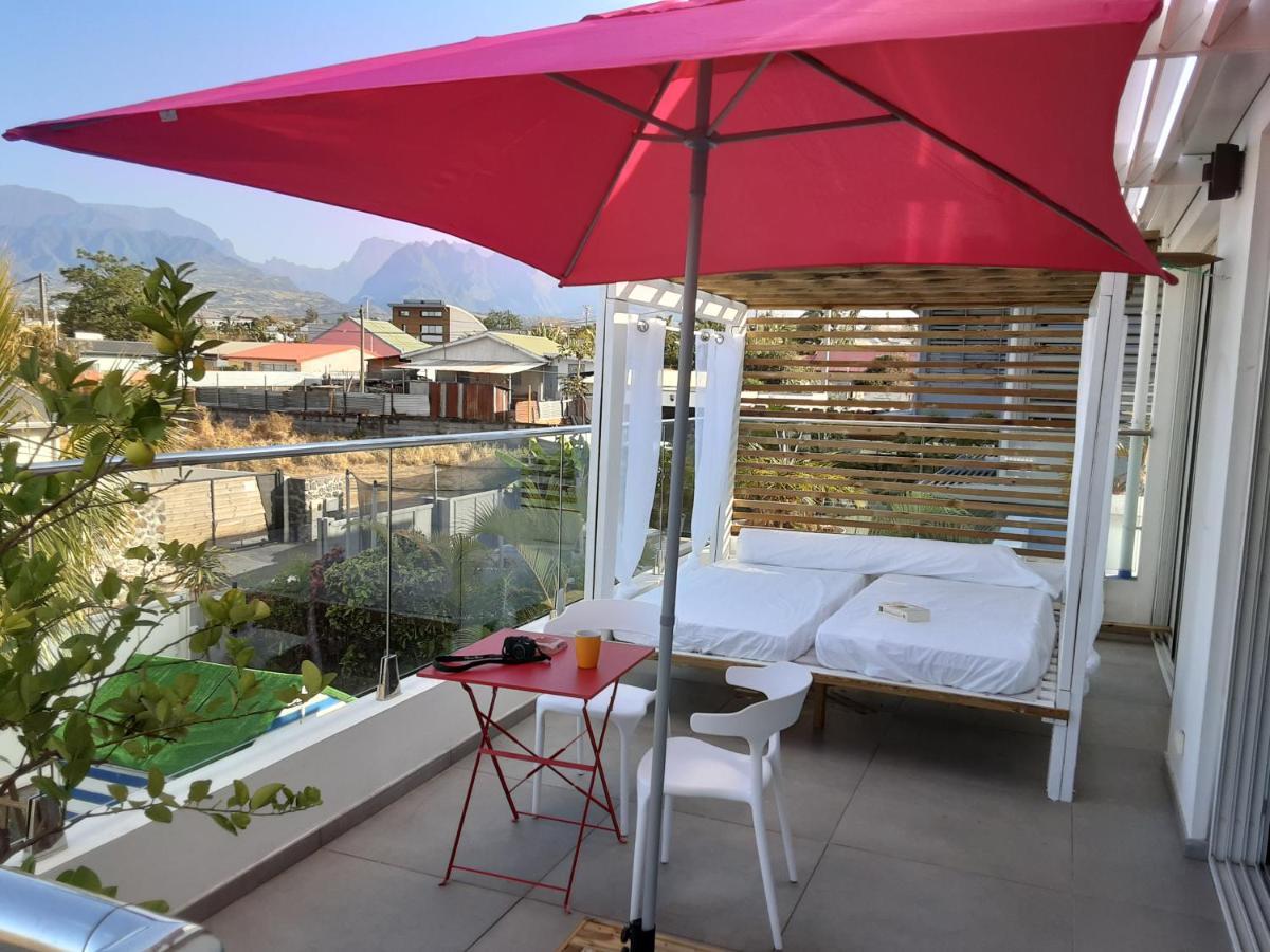 سانت بيير Maison Tonga Piscine /Jacuzzi Chambre De Luxe المظهر الخارجي الصورة